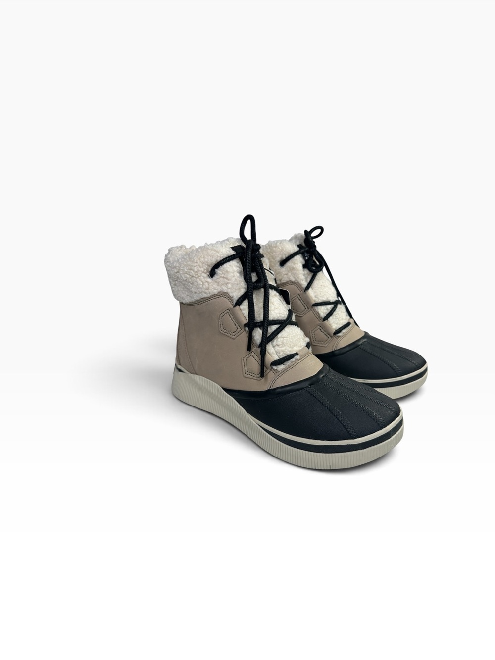 Sorel Women's Out N About III Waterproof Boot. Sz: 11